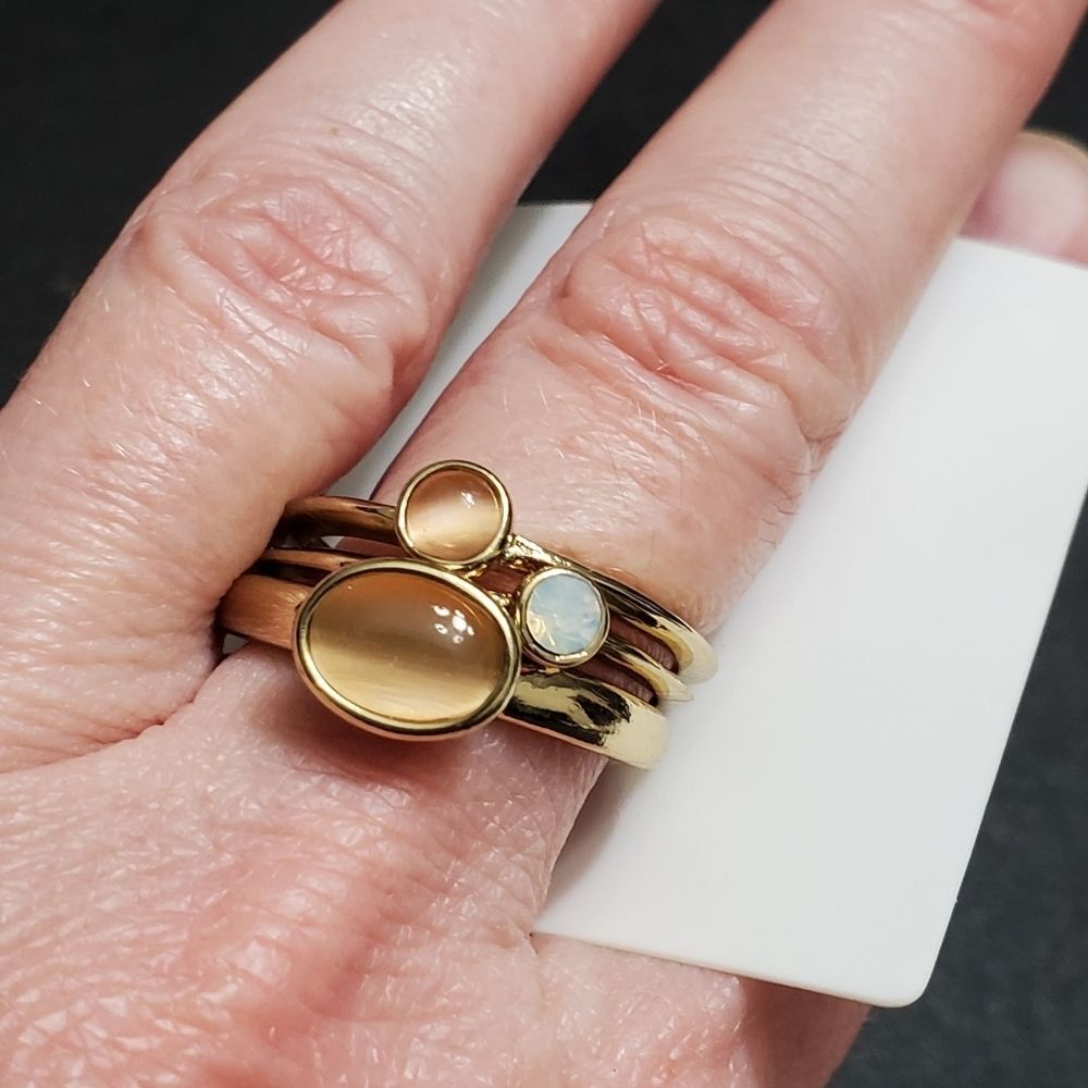 Gold tone stackable ring set Size 6 three ring set - Picture 6 of 7